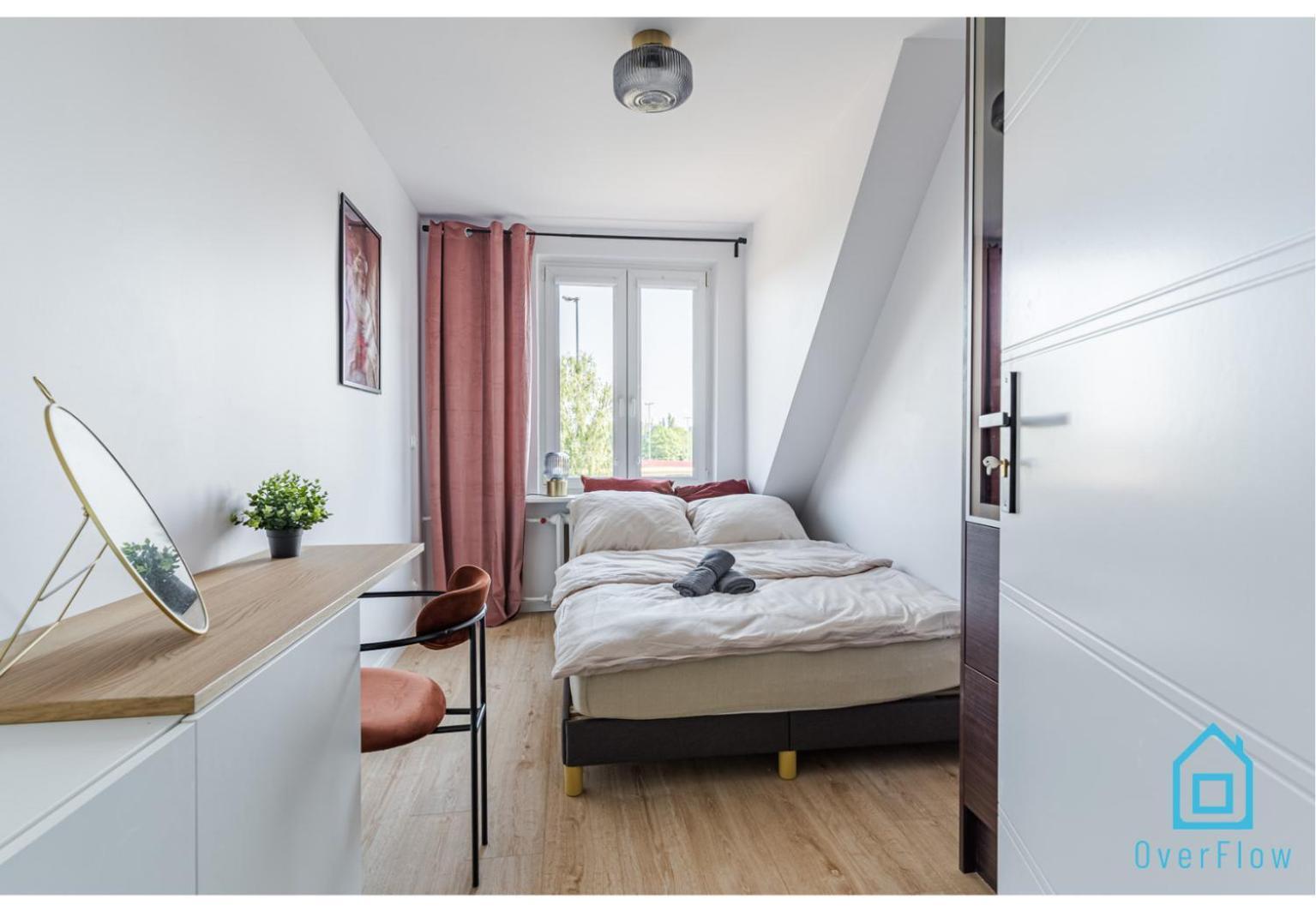 Merida Room - 5 Minutes To Gdansk Old Town Buitenkant foto